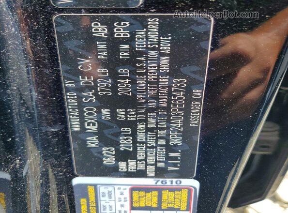 3KPF24AD3PE654733 2023 KIA FORTE Black Vista del compartimento del motor