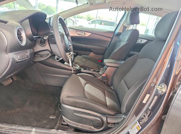 3KPF24AD3RE705389 2024 KIA FORTE Gray Front interior view