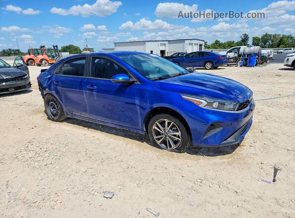 3KPF24AD3RE713931 2024 KIA FORTE Blue Delantero derecho