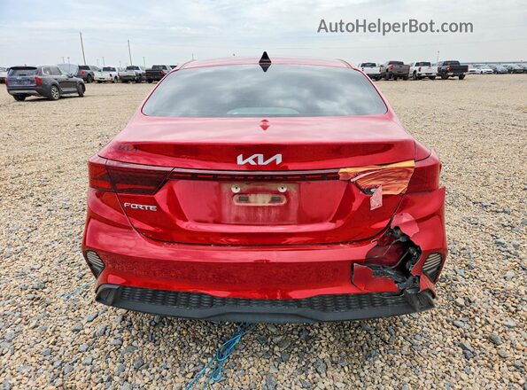 3KPF24AD3RE727604 2024 KIA FORTE Burgundy Vista trasera