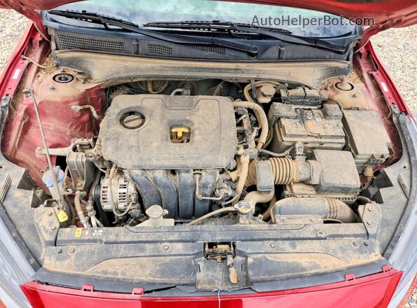 3KPF24AD3RE727604 2024 KIA FORTE Burgundy Vista interior trasera
