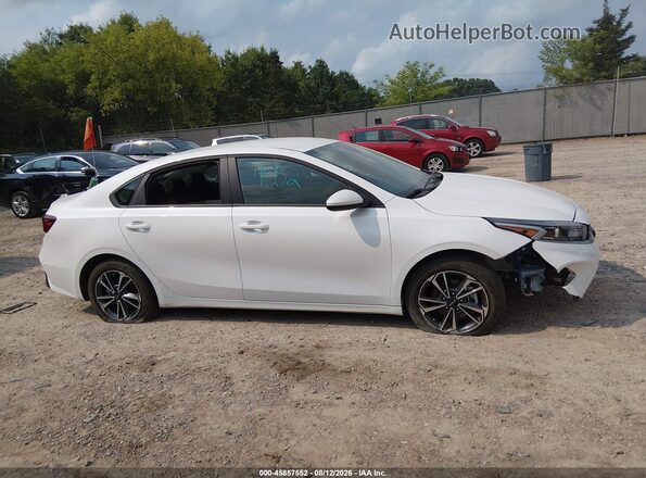 3KPF24AD3RE744287 2024 KIA FORTE Белый Панорамный вид салона 360°