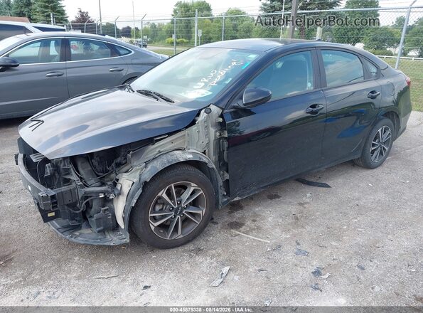 3KPF24AD3RE750333 2024 KIA FORTE Black Vista tres cuartos delantera izquierda