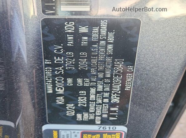 3KPF24AD3RE758481 2024 KIA FORTE Gray Vista del compartimento del motor