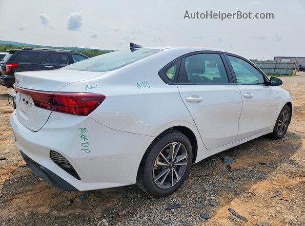 3KPF24AD3RE788239 2024 KIA FORTE White Հետևի աջ