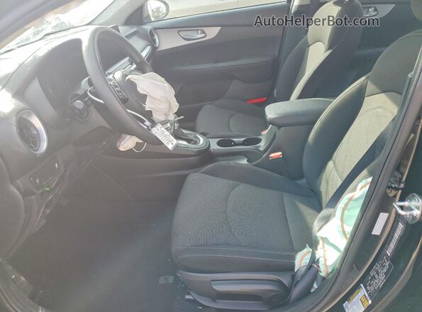 3KPF24AD3RE798446 2024 KIA FORTE Black Սալոնի դիմացի տեսք