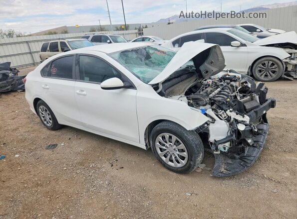 3KPF24AD3RE816122 2024 KIA FORTE White Przód prawy