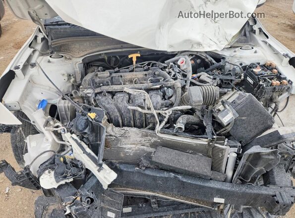 3KPF24AD3RE816122 2024 KIA FORTE White Widok komory silnika
