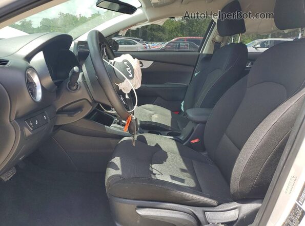 3KPF24AD3RE832529 2024 KIA FORTE White Engine compartment view
