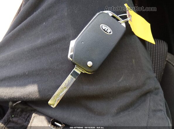3KPF24AD4KE129043 2019 KIA FORTE Blue Dashboard view