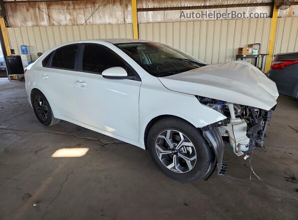 3KPF24AD4KE135991 2019 KIA FORTE Белый Передняя правая четверть
