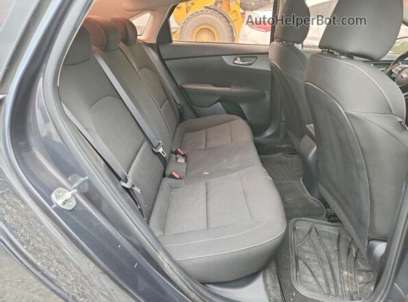 3KPF24AD4LE145468 2020 KIA FORTE Gray Vista de los asientos traseros