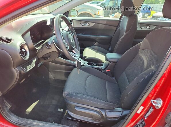 3KPF24AD4LE221500 2020 KIA FORTE Красный Вид салона спереди