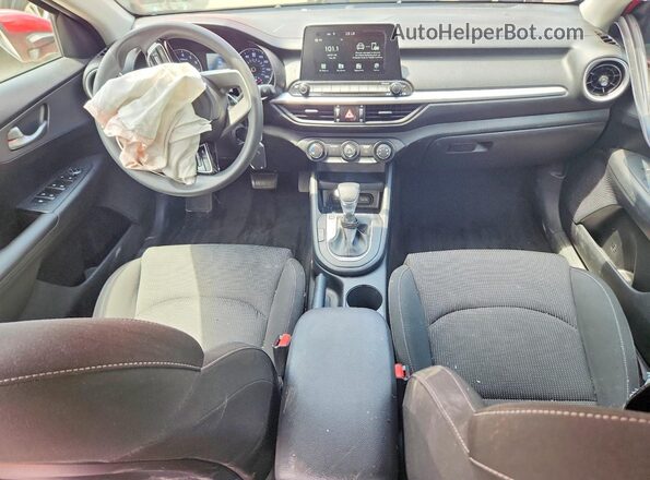 3KPF24AD4LE237406 2020 KIA FORTE Burgundy Widok deski rozdzielczej