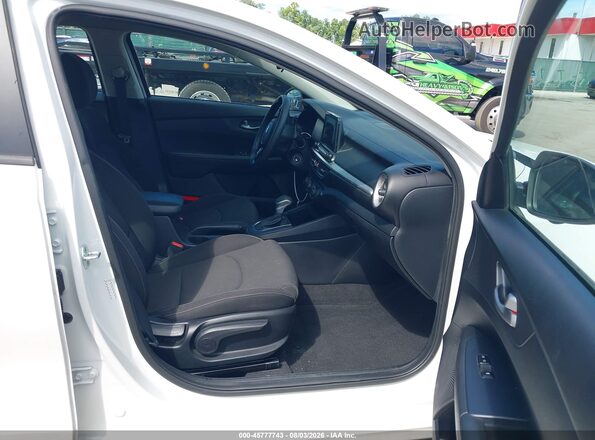 3KPF24AD4LE258059 2020 KIA FORTE White Vista interior delantera