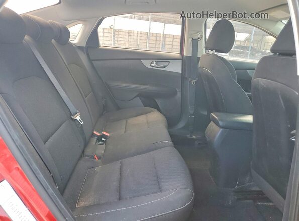 3KPF24AD4ME318553 2021 KIA FORTE Maroon Вид задніх сидінь