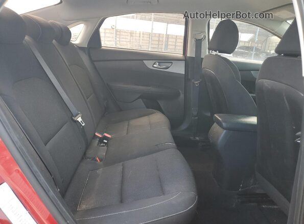 3KPF24AD4ME318553 2021 KIA FORTE Maroon 