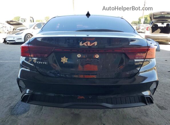 3KPF24AD4NE463142 2022 KIA FORTE Black Вид ззаду