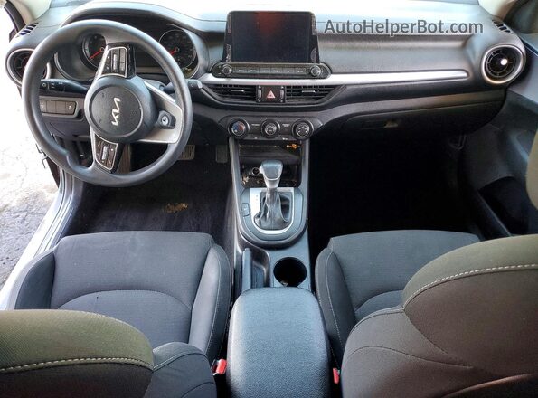 3KPF24AD4NE463142 2022 KIA FORTE Black Вид панелі приладів