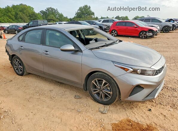 3KPF24AD4NE490504 2022 KIA FORTE Gray Front right