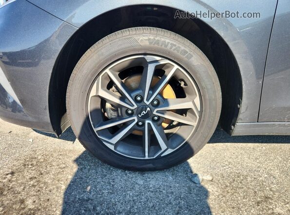 3KPF24AD4PE587818 2023 KIA FORTE Gray Панорамний вид салону 360°