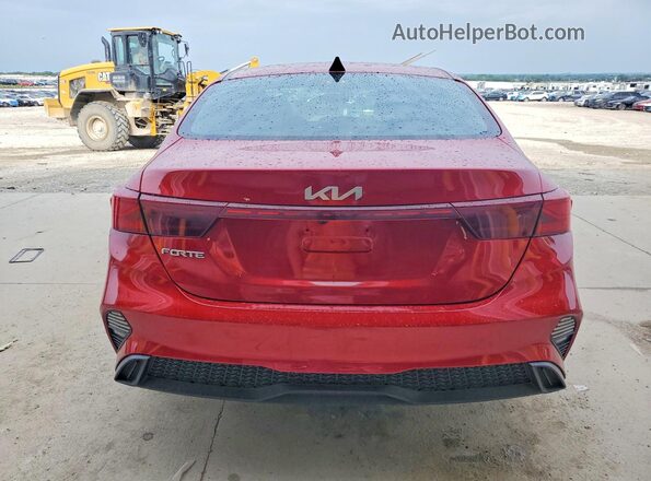 3KPF24AD4PE624611 2023 KIA FORTE Red Вид ззаду