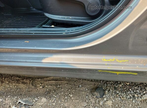 3KPF24AD4PE668298 2023 KIA FORTE Gray Vista del compartimento del motor