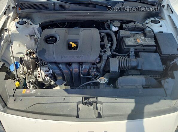 3KPF24AD4RE696394 2024 KIA FORTE Белый Вид задней части салона