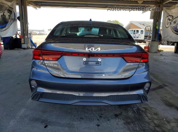 3KPF24AD4RE697500 2024 KIA FORTE Gray უკანა ხედი
