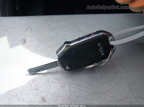 3KPF24AD4RE742824 2024 KIA FORTE Gray Dashboard view