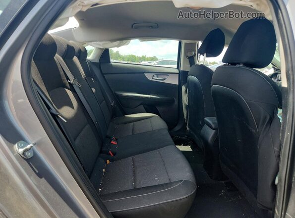 3KPF24AD4RE764984 2024 KIA FORTE Серебряный Вид задних сидений