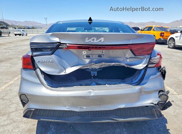 3KPF24AD4RE787407 2024 KIA FORTE Silver Widok z tyłu