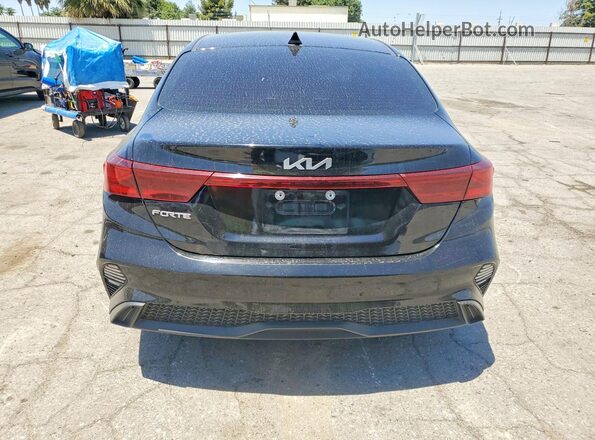 3KPF24AD4RE801225 2024 KIA FORTE Черный Вид сзади