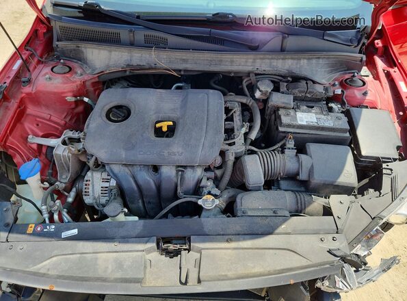 3KPF24AD5LE185378 2020 KIA FORTE Red Rear interior view