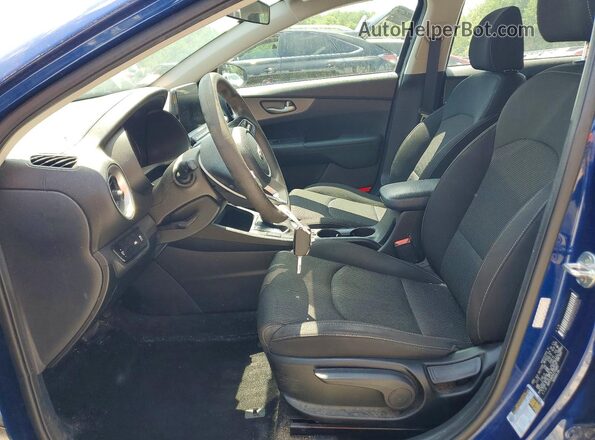 3KPF24AD5LE194887 2020 KIA FORTE Blue Вид салону спереду