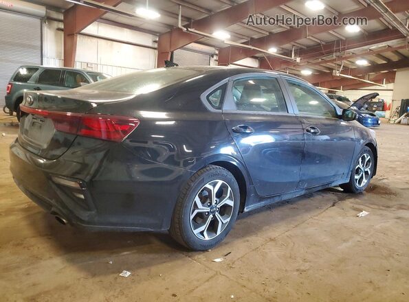3KPF24AD5ME264826 2021 KIA FORTE Black Tył prawy