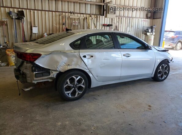 3KPF24AD5ME407094 2021 KIA FORTE Silver Задня права чверть