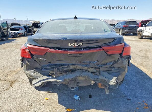 3KPF24AD5PE579064 2023 KIA FORTE Black Widok z tyłu