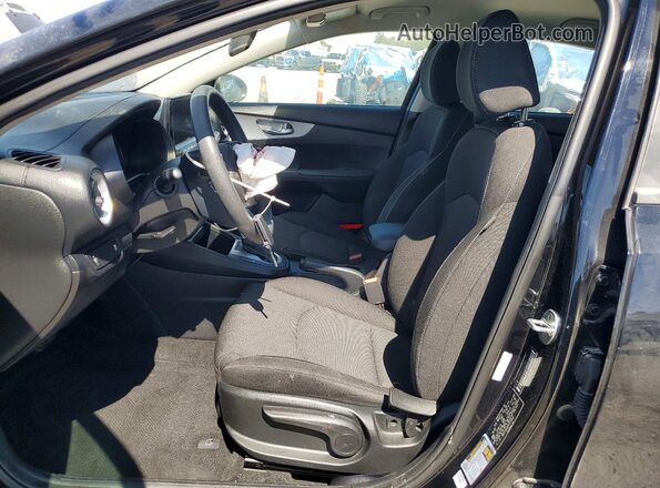 3KPF24AD5PE579064 2023 KIA FORTE Black Widok wnętrza z przodu