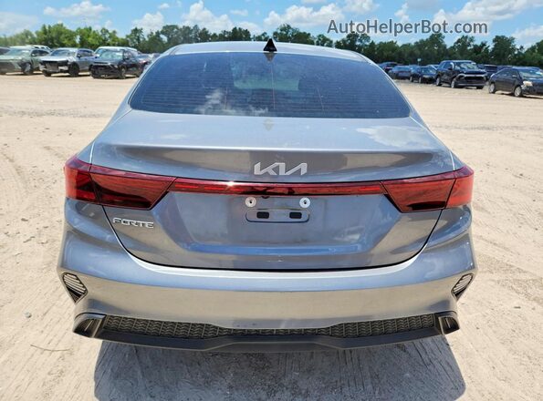 3KPF24AD5PE648397 2023 KIA FORTE Silver Հետևի տեսք