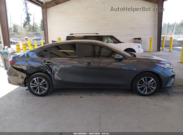 3KPF24AD5PE678645 2023 KIA FORTE Gray Вид задньої частини салону