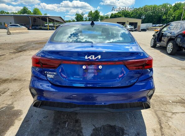 3KPF24AD5PE690908 2023 KIA FORTE Blue Widok z tyłu