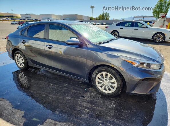 3KPF24AD5RE697540 2024 KIA FORTE Gray Delantero derecho