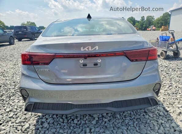 3KPF24AD5RE750351 2024 KIA FORTE Gray Вид ззаду