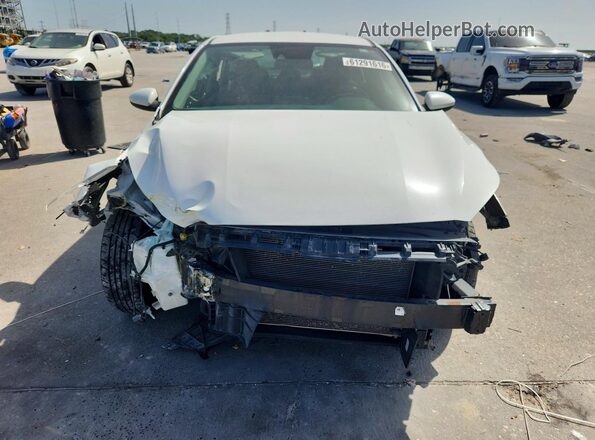 3KPF24AD6KE070545 2019 KIA FORTE Белый Вид спереди
