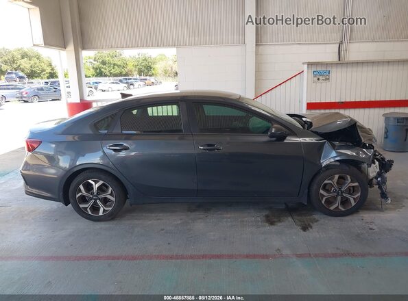 3KPF24AD6KE128847 2019 KIA FORTE Gray Rear interior view