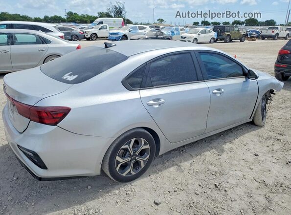 3KPF24AD6LE212684 2020 KIA FORTE Серебряный Задняя правая четверть
