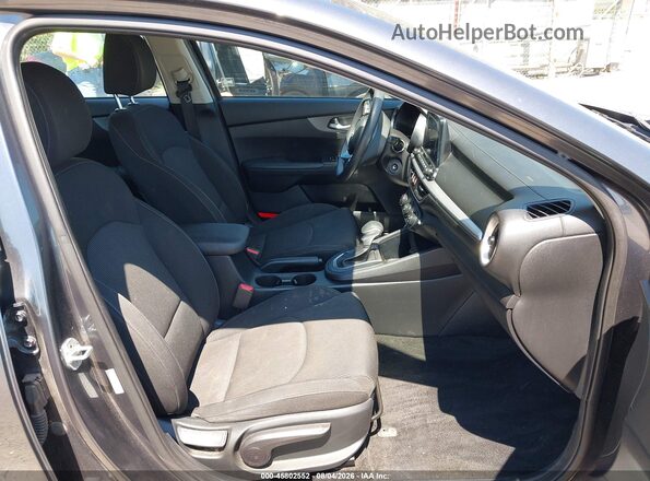 3KPF24AD6LE235625 2020 KIA FORTE Gray Widok wnętrza z przodu