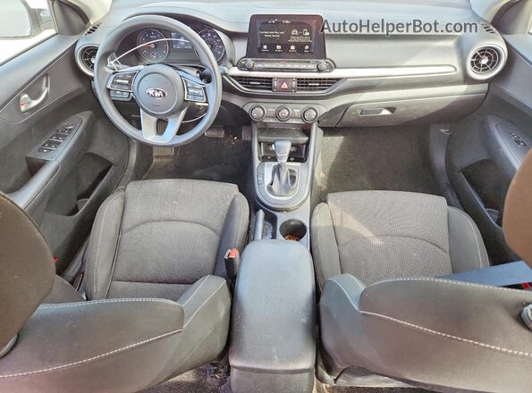 3KPF24AD6LE251758 2020 KIA FORTE Белый Вид панели приборов