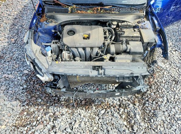 3KPF24AD6ME269825 2021 KIA FORTE Blue უკანა სალონის ხედი